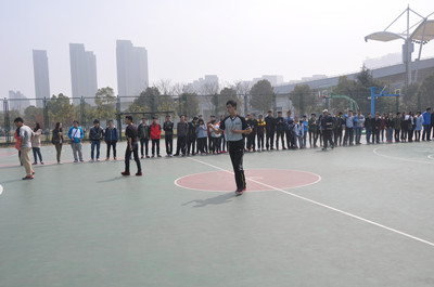体育部学生篮球裁判培训班顺利开班