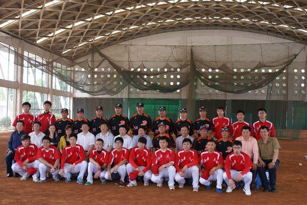 我校与无锡市棒球基地合力推进高水平运动队建设